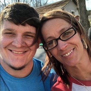 Meet your Posher, Carrie